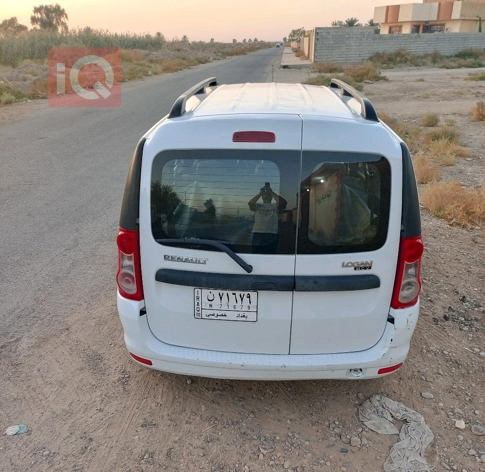 رینۆ لۆگان ڤان